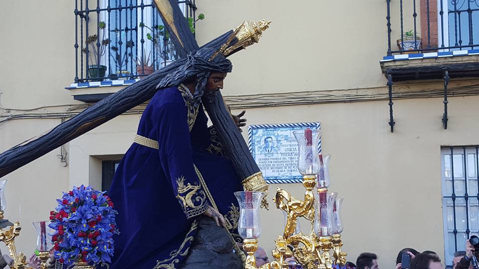 tres caidas triana esperanza pedro manzano restauracion semana santa beitavg